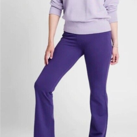 Betabrand two pocket yoga Dress pant - Picture 2 of 12